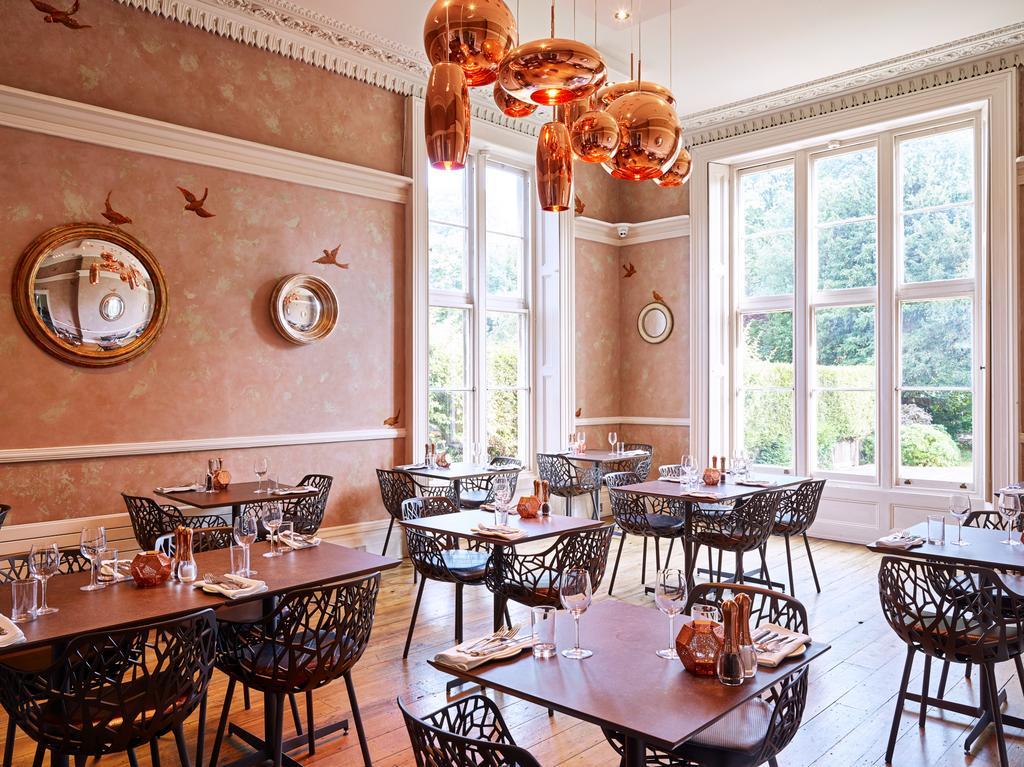 Bed and Breakfast Cotswold Grange Cheltenham Exterior foto The restaurant at The Old parsonage