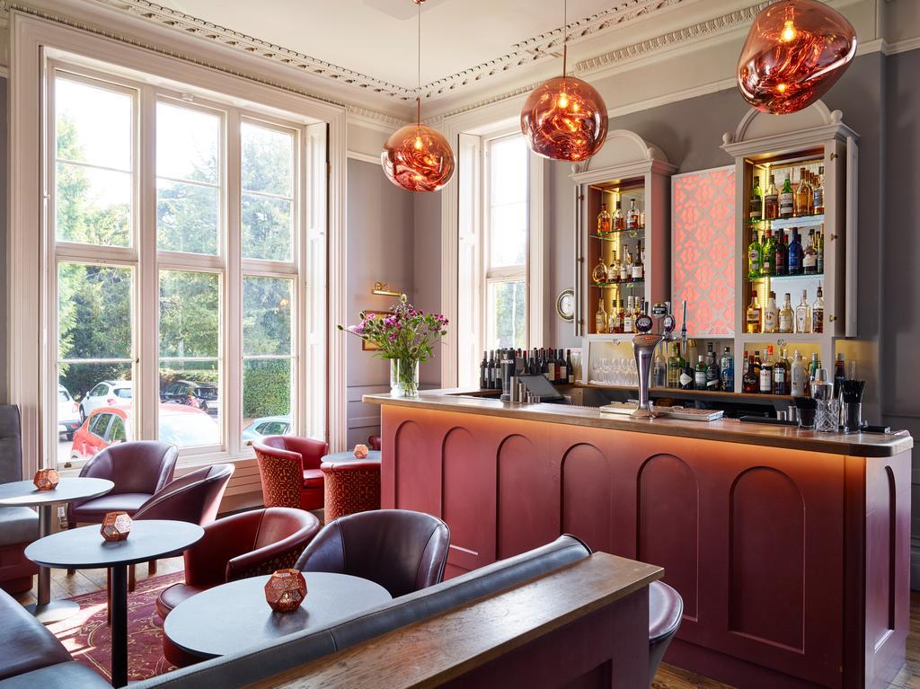 Bed and Breakfast Cotswold Grange Cheltenham Exterior foto The bar at the 2018 refurbishment